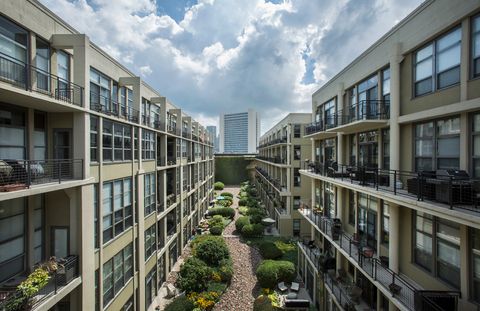 Tiny photo for 900 N KINGSBURY Street #777, Chicago, IL 60610 (MLS # 12467163)