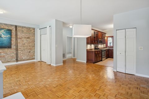 Tiny photo for 4046 N CLARENDON Avenue #1S, Chicago, IL 60613 (MLS # 12500994)
