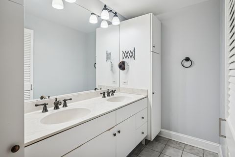 Tiny photo for 4046 N CLARENDON Avenue #1S, Chicago, IL 60613 (MLS # 12500994)