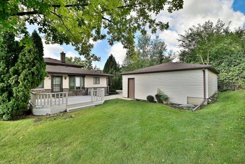 Tiny photo for 722 Merlin Drive, Schaumburg, IL 60193 (MLS # 12486537)