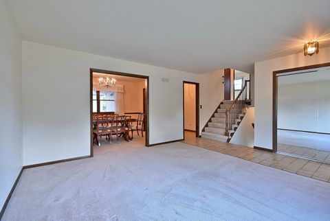 Tiny photo for 722 Merlin Drive, Schaumburg, IL 60193 (MLS # 12486537)