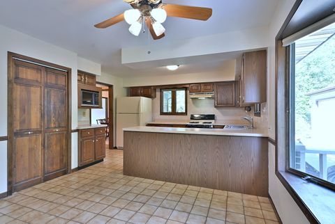 Tiny photo for 722 Merlin Drive, Schaumburg, IL 60193 (MLS # 12486537)