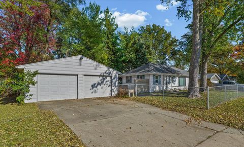 Tiny photo for 606 Cullom Street, Normal, IL 61761 (MLS # 12506937)