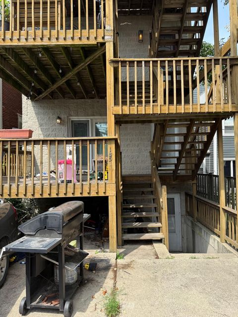 Tiny photo for 1531 W Oakdale Avenue #1, Chicago, IL 60657 (MLS # 12452257)
