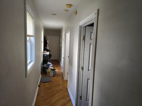 Tiny photo for 1531 W Oakdale Avenue #1, Chicago, IL 60657 (MLS # 12452257)