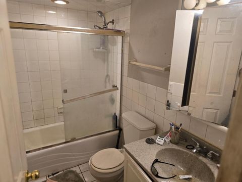Tiny photo for 1531 W Oakdale Avenue #1, Chicago, IL 60657 (MLS # 12452257)