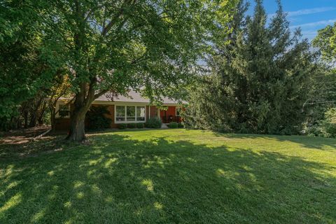 Photo of 2625 24th Street, Rock Island, IL 61201 (MLS # 12711214)