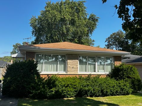 Tiny photo for 5844 Warren Street, Morton Grove, IL 60053 (MLS # 12523298)