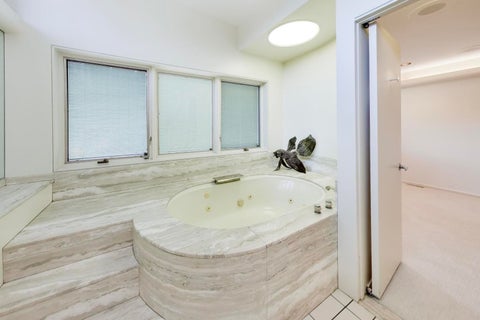 Tiny photo for 2717 Lincoln Lane, Wilmette, IL 60091 (MLS # 12644224)