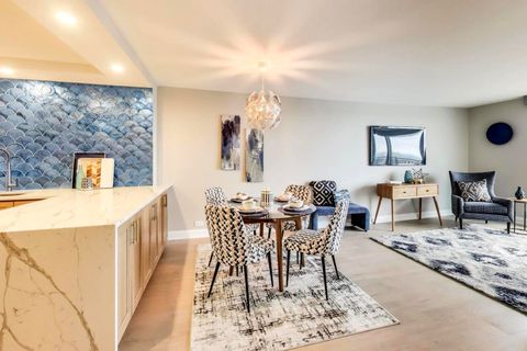 Tiny photo for 6007 N Sheridan Road #25E, Chicago, IL 60660 (MLS # 12480322)