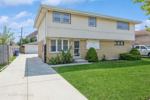 A home in Oak Lawn