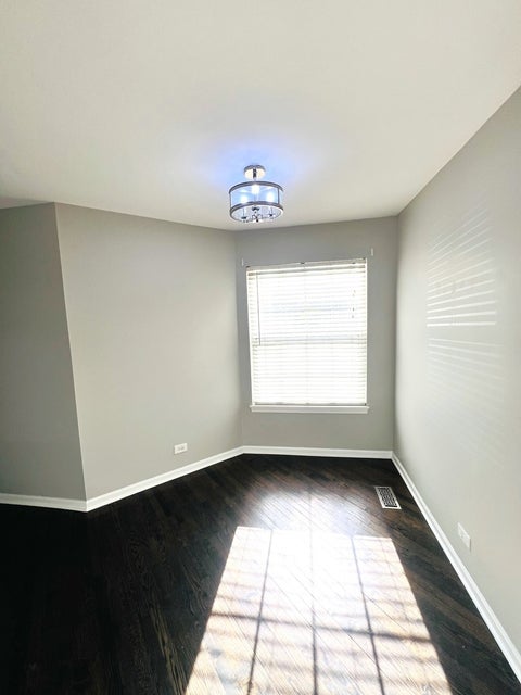 Tiny photo for 111 N Woodbury Lane, Lake Bluff, IL 60044 (MLS # 12676231)