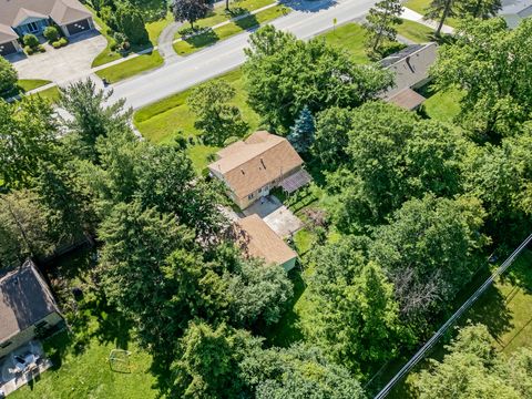 Tiny photo for 5736 Willow Springs Road, La Grange Highlands, IL 60525 (MLS # 12401911)