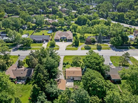 Tiny photo for 5736 Willow Springs Road, La Grange Highlands, IL 60525 (MLS # 12401911)