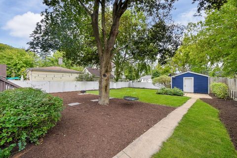Tiny photo for 125 N JACKSON Street, Batavia, IL 60510 (MLS # 12493387)