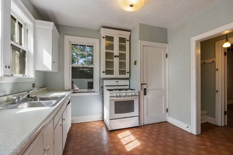 Tiny photo for 362 Newman Court, Lake Bluff, IL 60044 (MLS # 12477951)