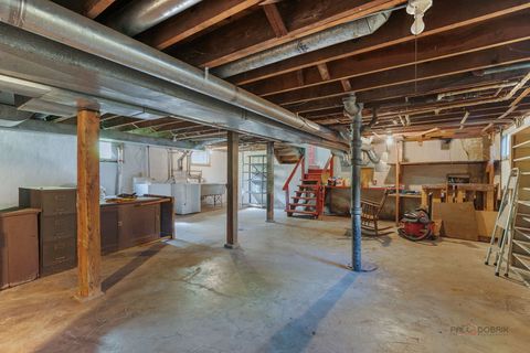 Tiny photo for 362 Newman Court, Lake Bluff, IL 60044 (MLS # 12477951)