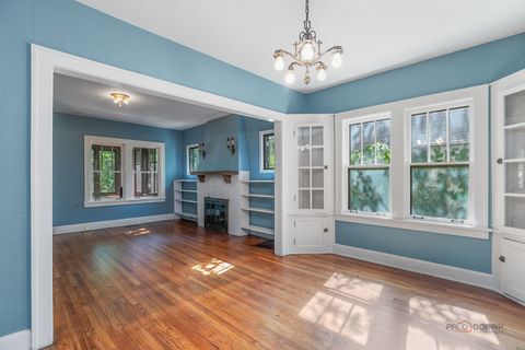 Tiny photo for 362 Newman Court, Lake Bluff, IL 60044 (MLS # 12477951)