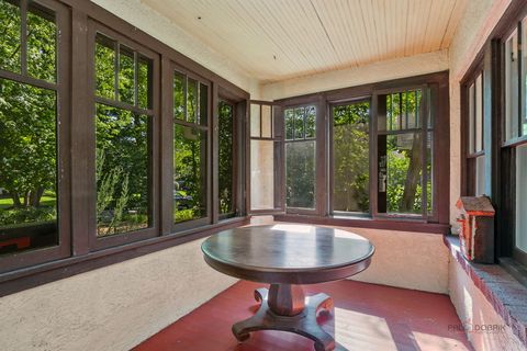 Tiny photo for 362 Newman Court, Lake Bluff, IL 60044 (MLS # 12477951)