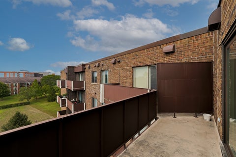 Tiny photo for 840 Wellington Avenue #501, Elk Grove Village, IL 60007 (MLS # 12751619)