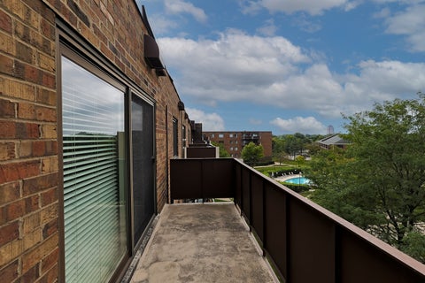 Tiny photo for 840 Wellington Avenue #501, Elk Grove Village, IL 60007 (MLS # 12751619)
