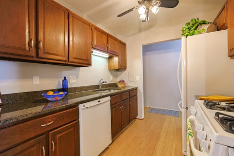 Tiny photo for 840 Wellington Avenue #501, Elk Grove Village, IL 60007 (MLS # 12751619)