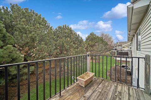 Tiny photo for 1153 Hawthorne Lane #1153, Elk Grove Village, IL 60007 (MLS # 12570289)