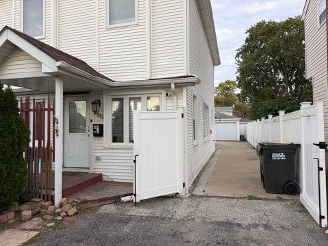 Tiny photo for 4115 Wesley Terrace, Schiller Park, IL 60176 (MLS # 12787036)