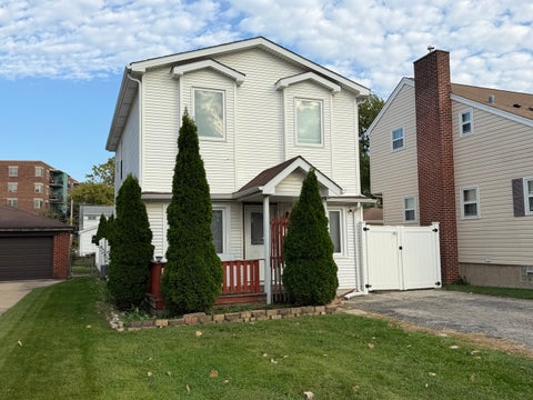 Photo of 4115 Wesley Terrace, Schiller Park, IL 60176 (MLS # 12787036)