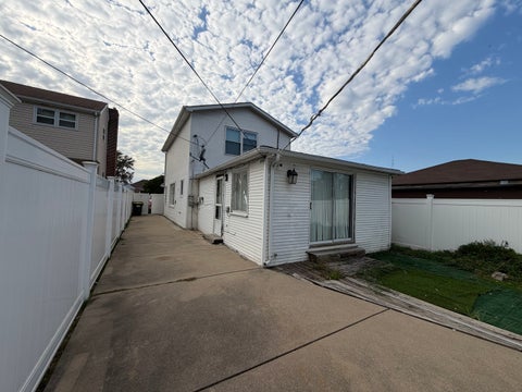 Tiny photo for 4115 Wesley Terrace, Schiller Park, IL 60176 (MLS # 12787036)