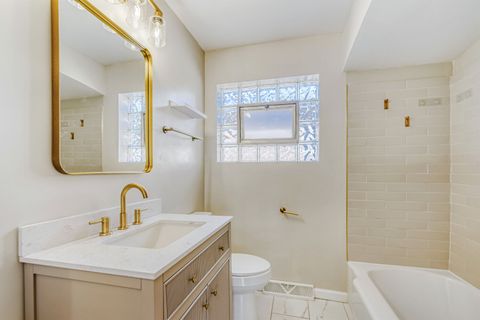 Tiny photo for 8641 S Jeffery Boulevard, Chicago, IL 60617 (MLS # 12600902)