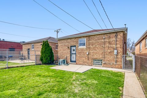 Tiny photo for 8641 S Jeffery Boulevard, Chicago, IL 60617 (MLS # 12600902)