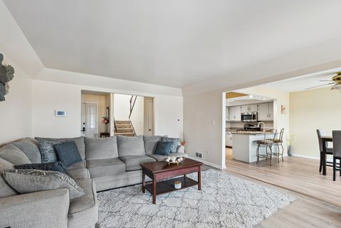 Tiny photo for 1429 Woodhollow Drive, Flossmoor, IL 60422 (MLS # 12562702)