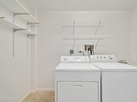 Tiny photo for 1401 Burr Oak Road #202B, Hinsdale, IL 60521 (MLS # 12485577)