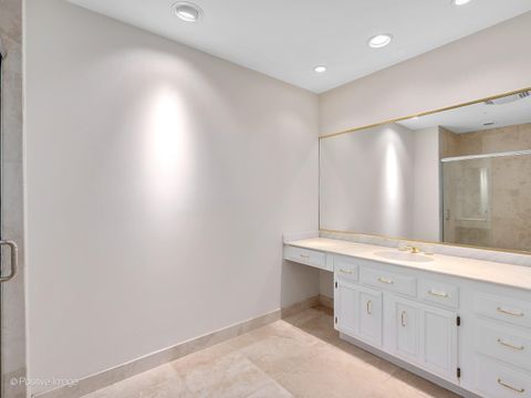 Tiny photo for 1401 Burr Oak Road #202B, Hinsdale, IL 60521 (MLS # 12485577)