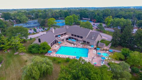 Tiny photo for 404 N SHORELINE Road #298, Lake Barrington, IL 60010 (MLS # 12495842)