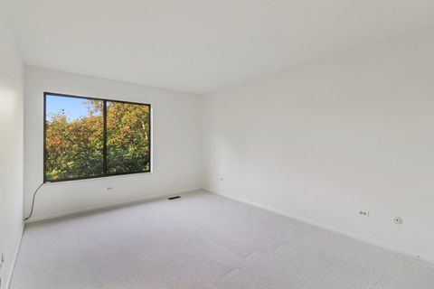 Tiny photo for 404 N SHORELINE Road #298, Lake Barrington, IL 60010 (MLS # 12495842)