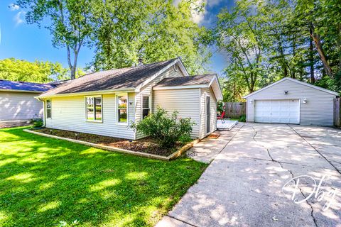 Tiny photo for 37905 N Loyola Avenue, Beach Park, IL 60087 (MLS # 12481122)
