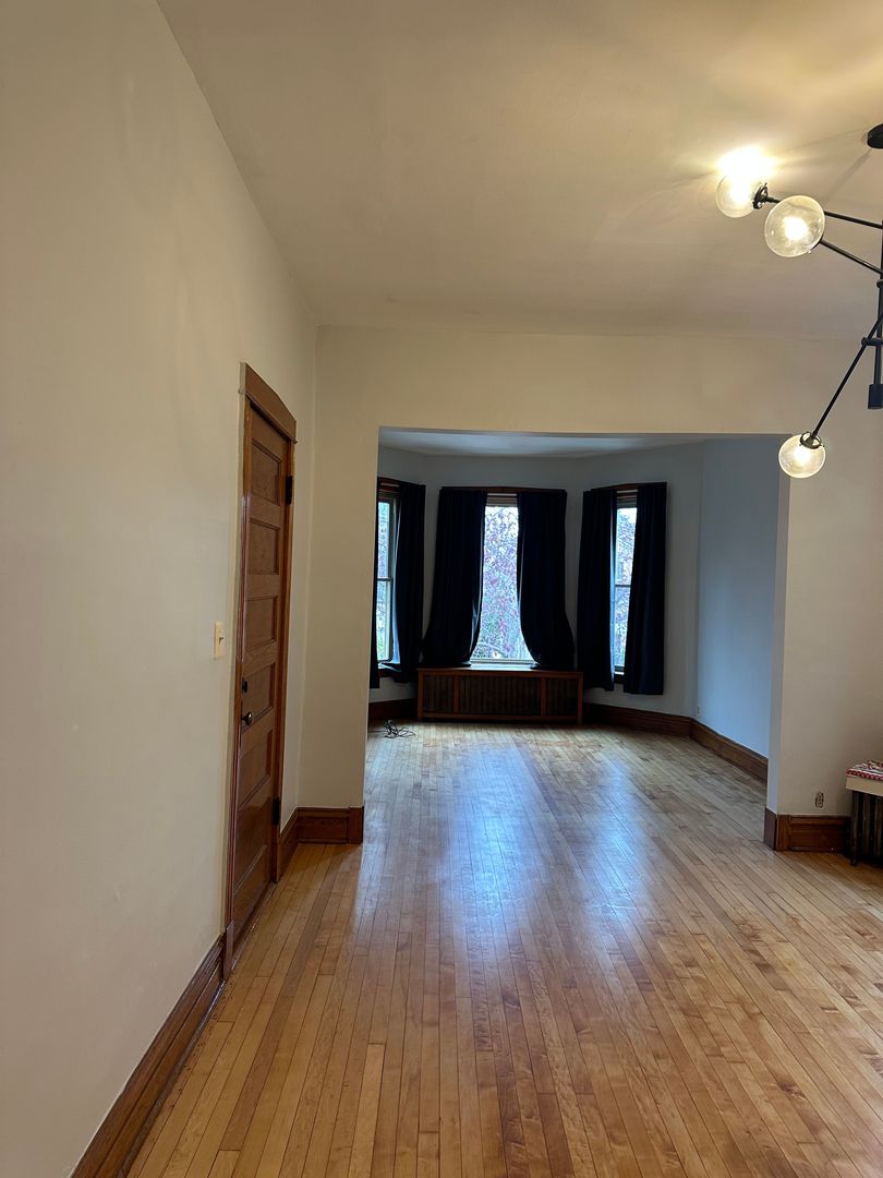 2611 W Walton Street 2