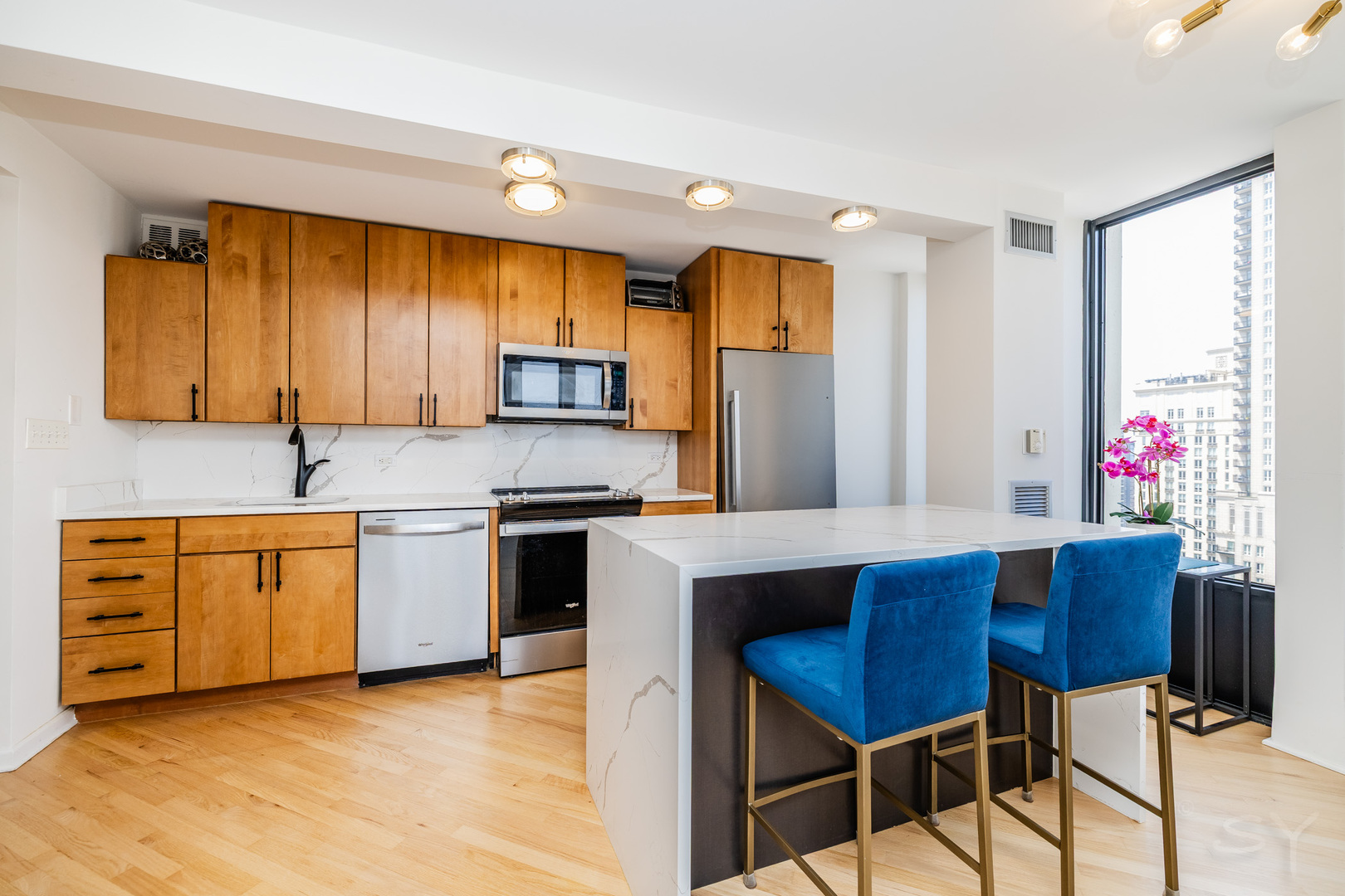 100 E Walton Street 38H