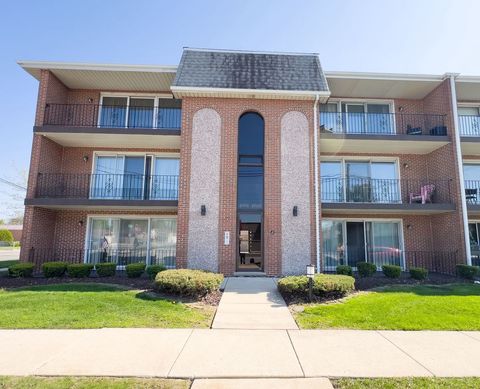 4003 W 105th Street 1W Oak Lawn IL 60453