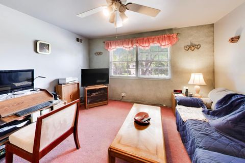 Tiny photo for 1014 E Crabtree Drive, Arlington Heights, IL 60004 (MLS # 12680162)