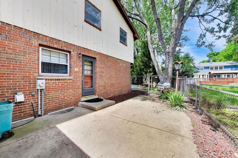 Tiny photo for 1014 E Crabtree Drive, Arlington Heights, IL 60004 (MLS # 12680162)