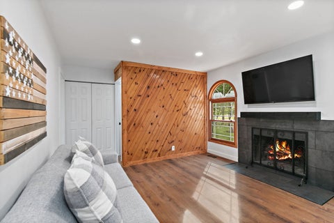 Tiny photo for 705 Chestnut Court, Algonquin, IL 60102 (MLS # 12761428)