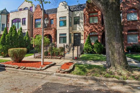 Tiny photo for 4738 S Champlain Avenue, Chicago, IL 60615 (MLS # 12476498)