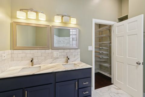 Tiny photo for 4738 S Champlain Avenue, Chicago, IL 60615 (MLS # 12476498)