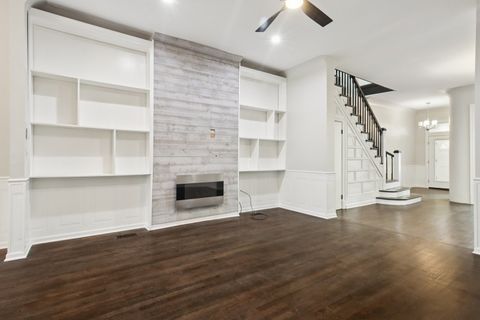 Tiny photo for 4738 S Champlain Avenue, Chicago, IL 60615 (MLS # 12476498)