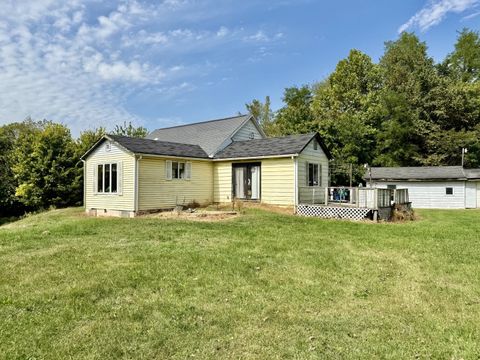 Tiny photo for 303 S Townline Road, Seatonville, IL 61359 (MLS # 12472453)