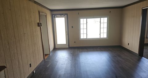 Tiny photo for 1208 E Randolph Street, Mcleansboro, IL 62859 (MLS # 12616997)