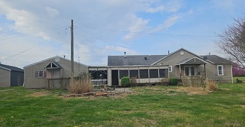 Tiny photo for 1208 E Randolph Street, Mcleansboro, IL 62859 (MLS # 12616997)